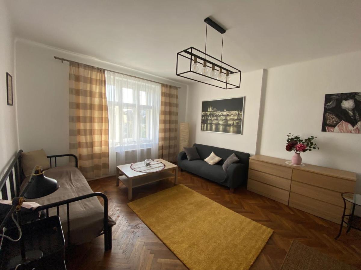 Appartamento Apartman Xaveriova Praga Esterno foto